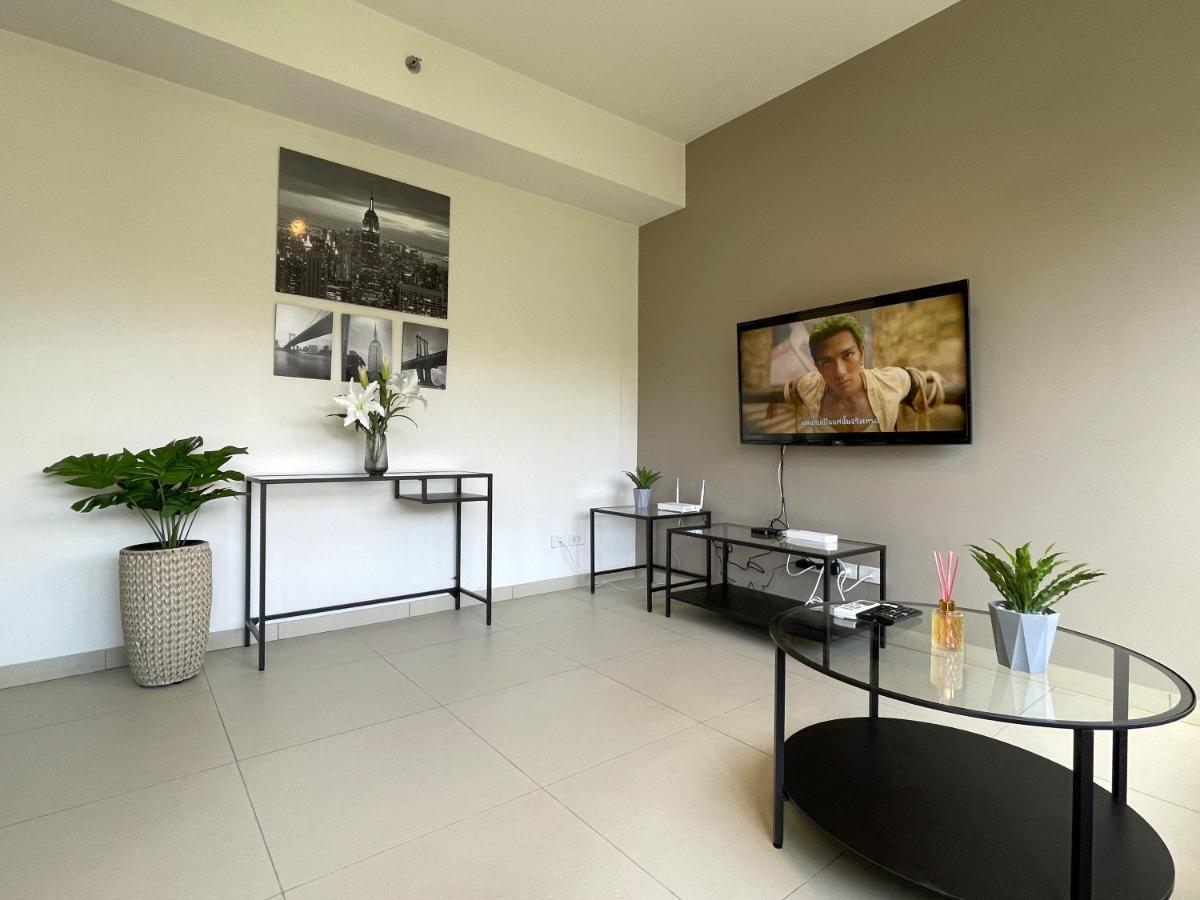 Unixx Oasis : Grandeur 2Br Suite Pattaya ภายนอก รูปภาพ